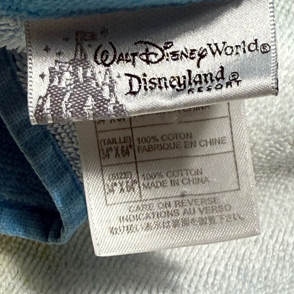 Walt Disney World Disneyland Mickey Mouse Beach Towel Sandcastle 34 x 64